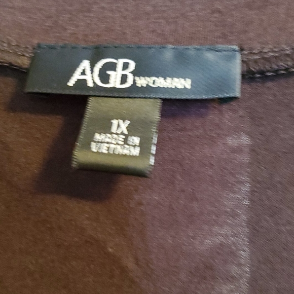AGB Blouse - Picture 2 of 4